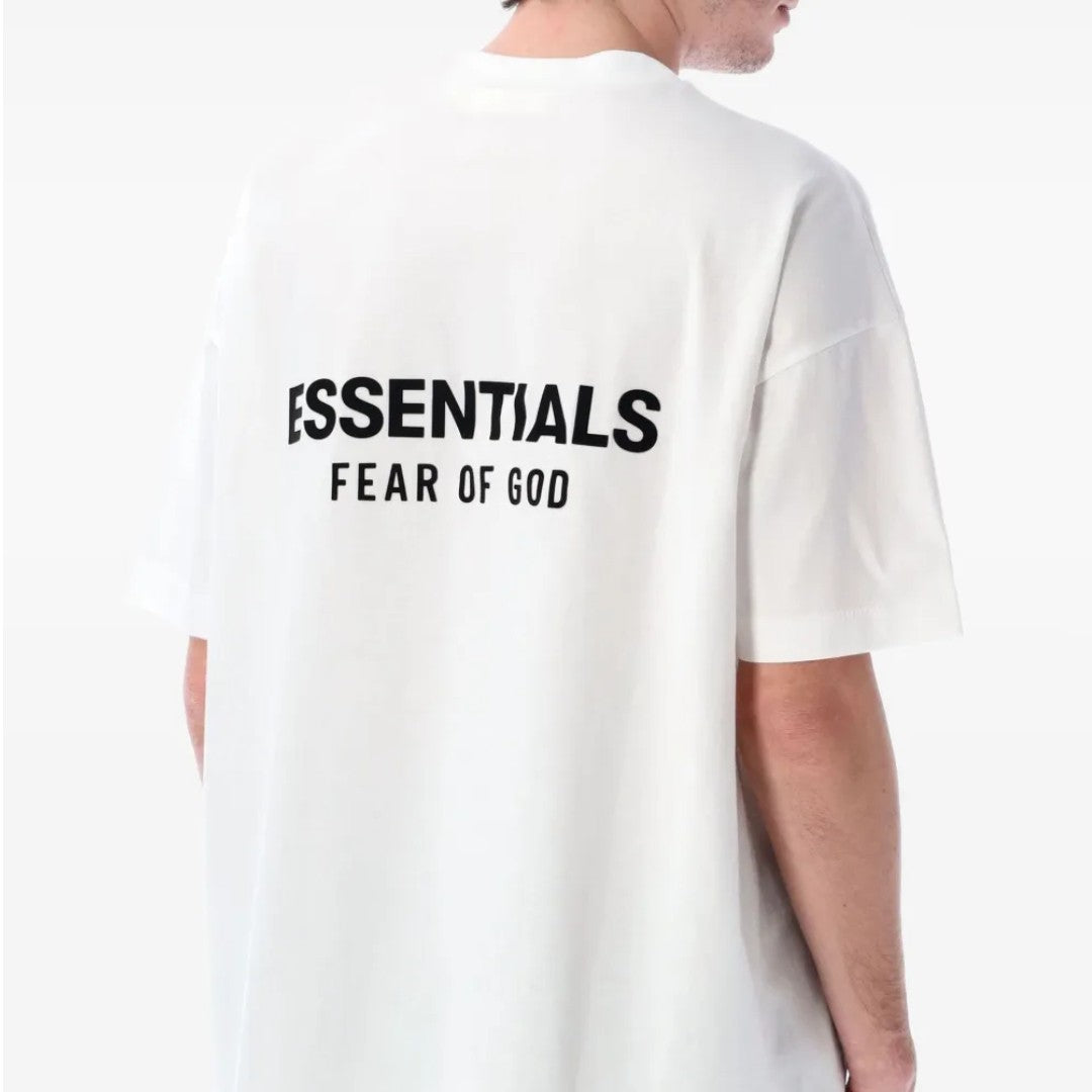 Camiseta Essentials