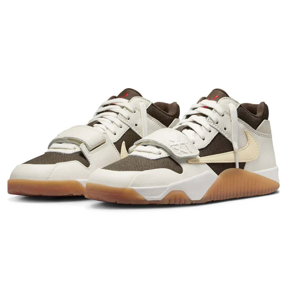 Jordan x Travis Scott Sail