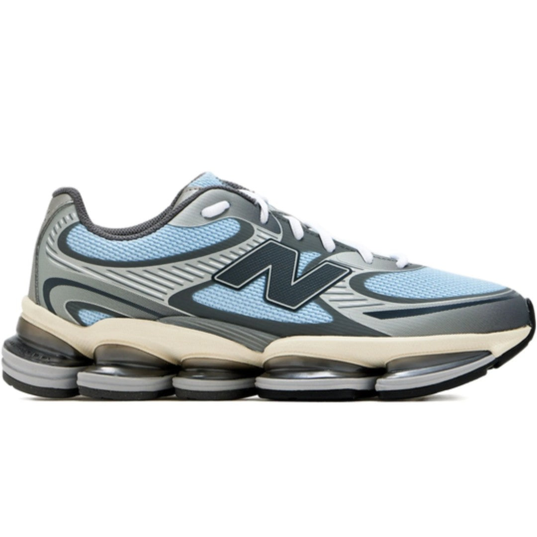 New Balance 2000