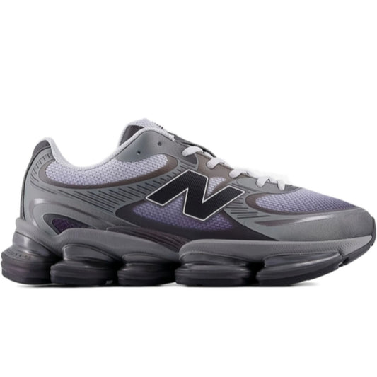 New Balance 2000